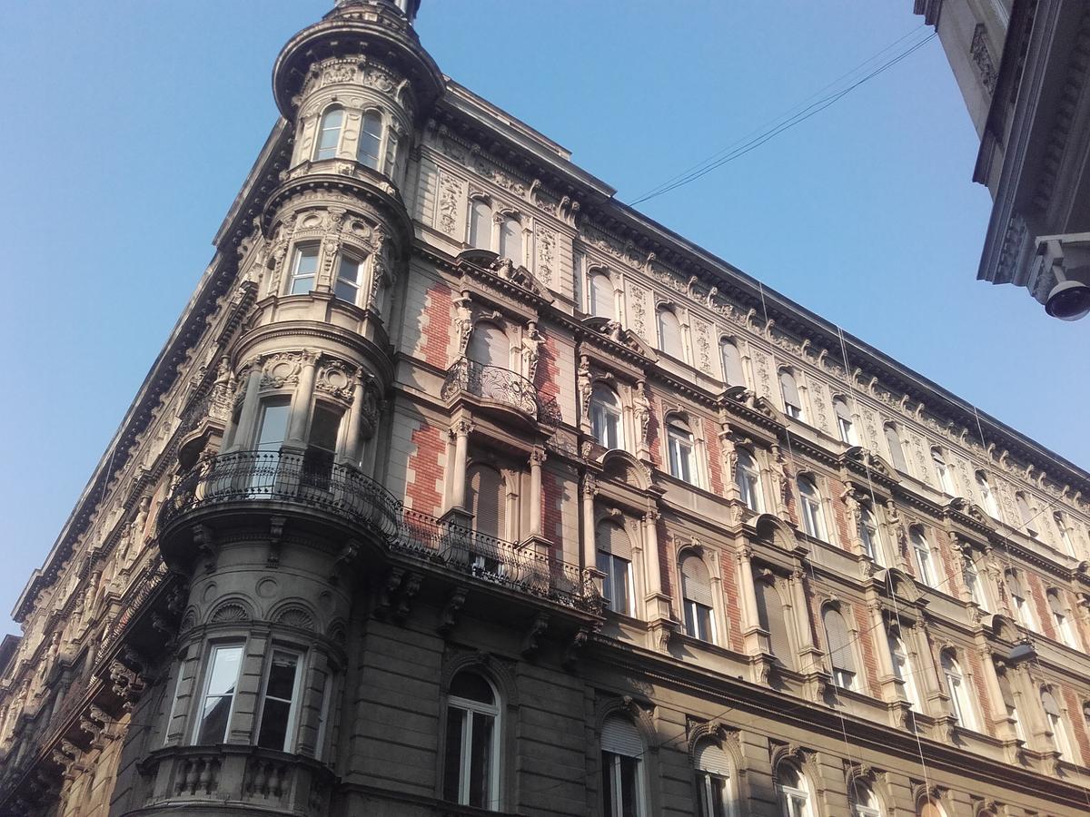 Black Dog Hostel Budapesta Exterior foto